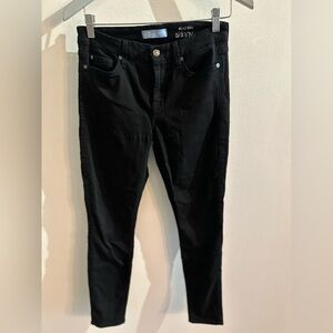 7 for all mankind, black skinny ankle jeans! Size 27. Closet clear out!